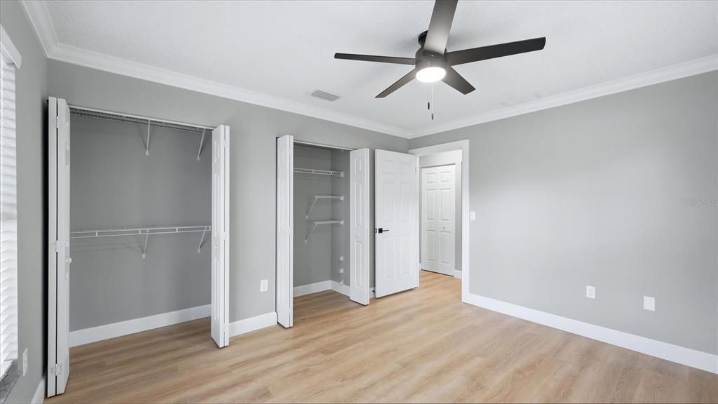 For Sale: $174,900 (2 beds, 2 baths, 1039 Square Feet)