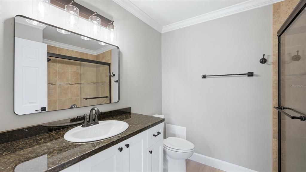 For Sale: $174,900 (2 beds, 2 baths, 1039 Square Feet)