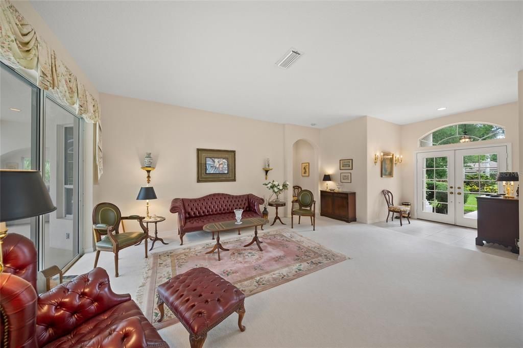 For Sale: $875,000 (4 beds, 3 baths, 2604 Square Feet)