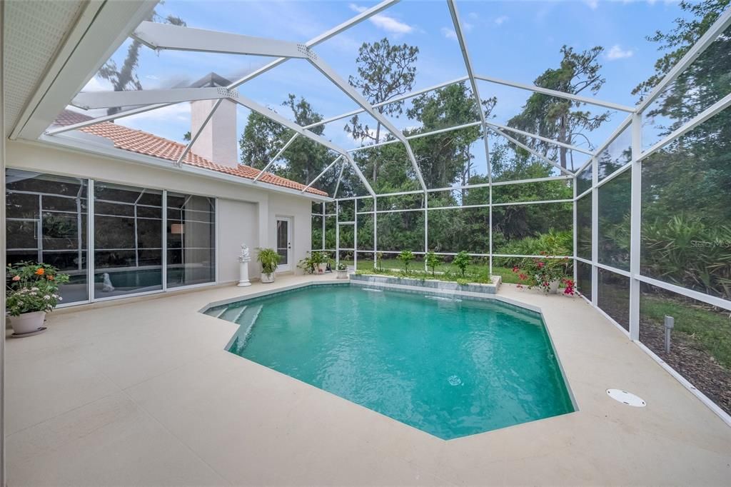 For Sale: $875,000 (4 beds, 3 baths, 2604 Square Feet)