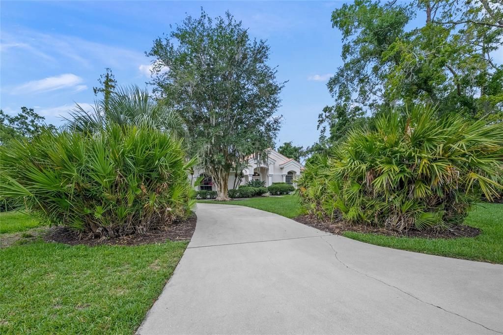 For Sale: $875,000 (4 beds, 3 baths, 2604 Square Feet)