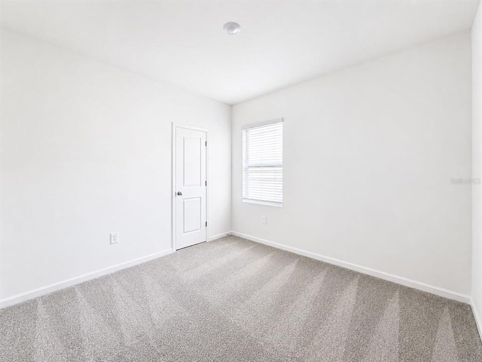 En Renta: $2,490 (4 camas, 2 baños, 2071 Pies cuadrados)