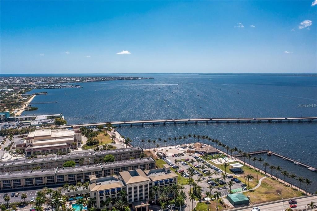 На продажу: $249,000 (2 спален, 2 ванн, 1382 Квадратных фут)