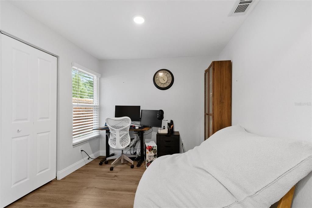 En Venta: $429,999 (4 camas, 2 baños, 1578 Pies cuadrados)