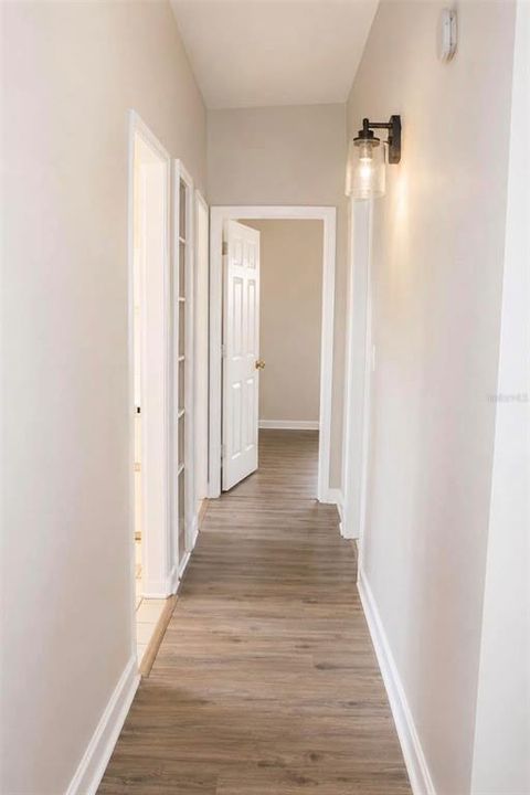 For Sale: $209,000 (2 beds, 1 baths, 766 Square Feet)