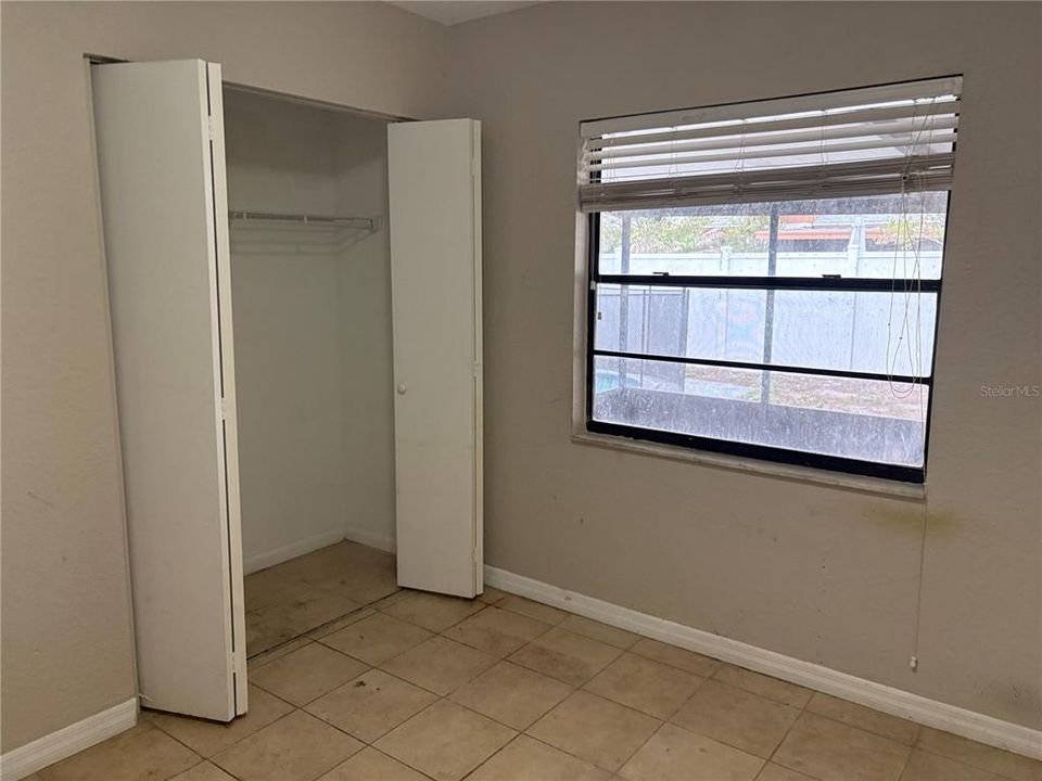 En Venta: $300,000 (4 camas, 2 baños, 1719 Pies cuadrados)