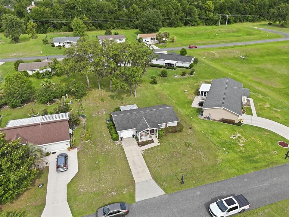 For Sale: $220,000 (2 beds, 1 baths, 768 Square Feet)