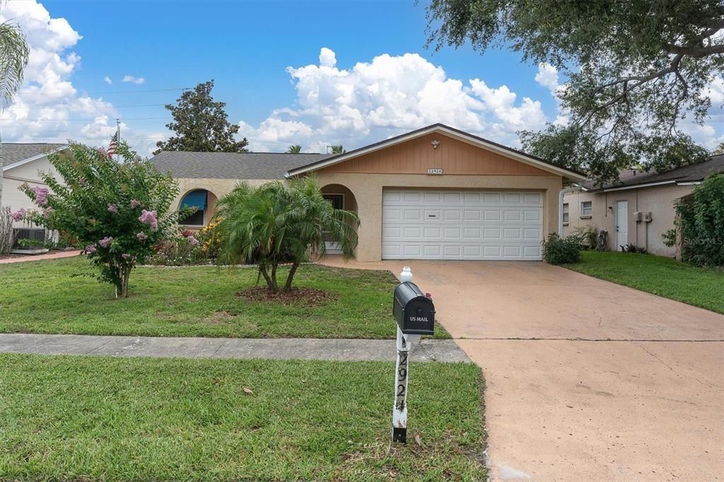 For Sale: $439,900 (3 beds, 2 baths, 1462 Square Feet)