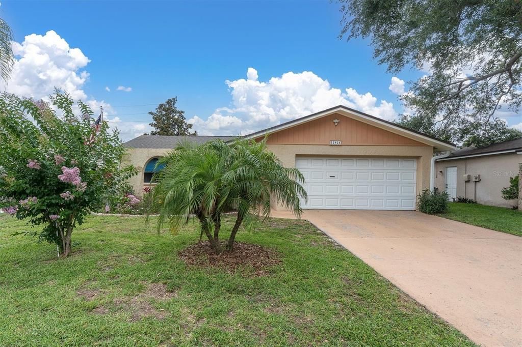 For Sale: $439,900 (3 beds, 2 baths, 1462 Square Feet)
