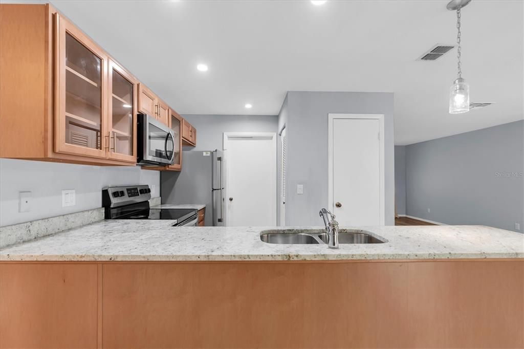 For Sale: $439,900 (3 beds, 2 baths, 1462 Square Feet)