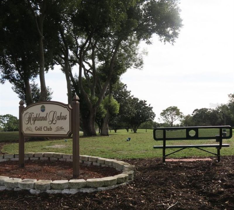 For Sale: $250,000 (2 beds, 2 baths, 1076 Square Feet)