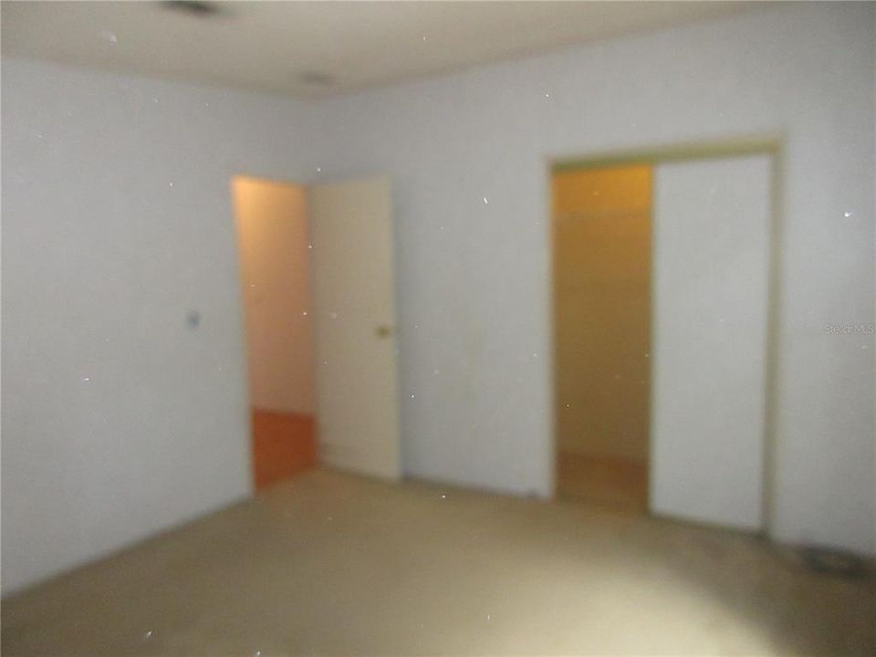 For Sale: $120,000 (3 beds, 2 baths, 1083 Square Feet)