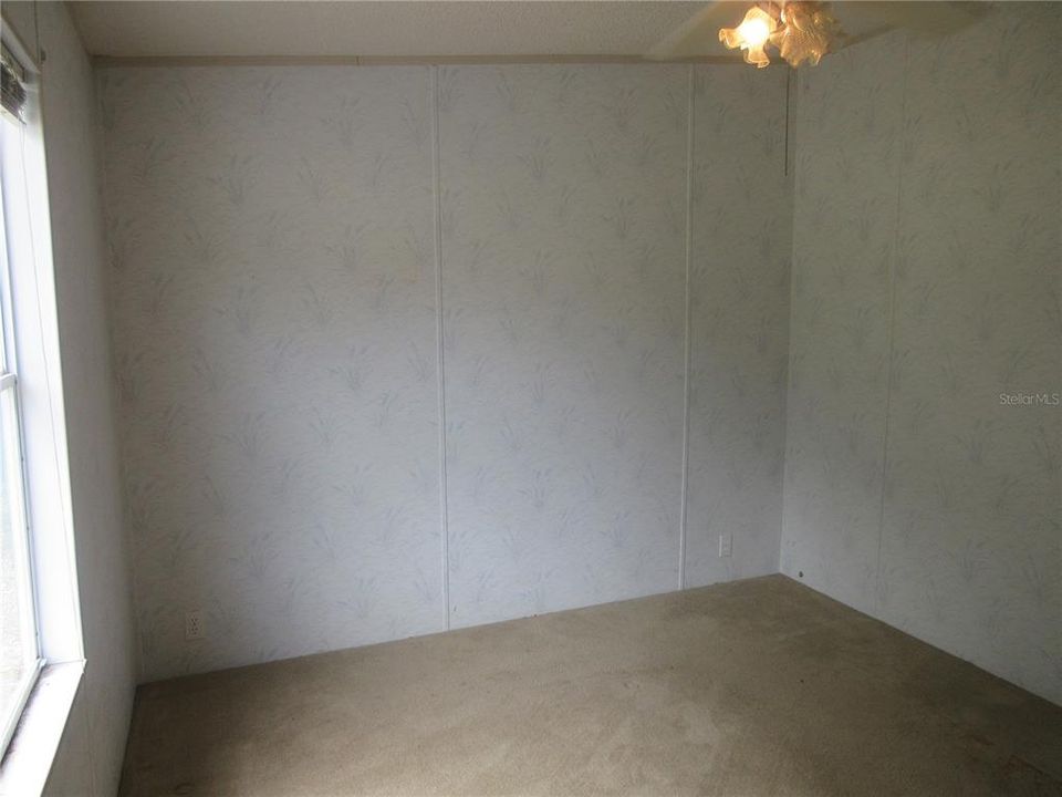 For Sale: $120,000 (3 beds, 2 baths, 1083 Square Feet)