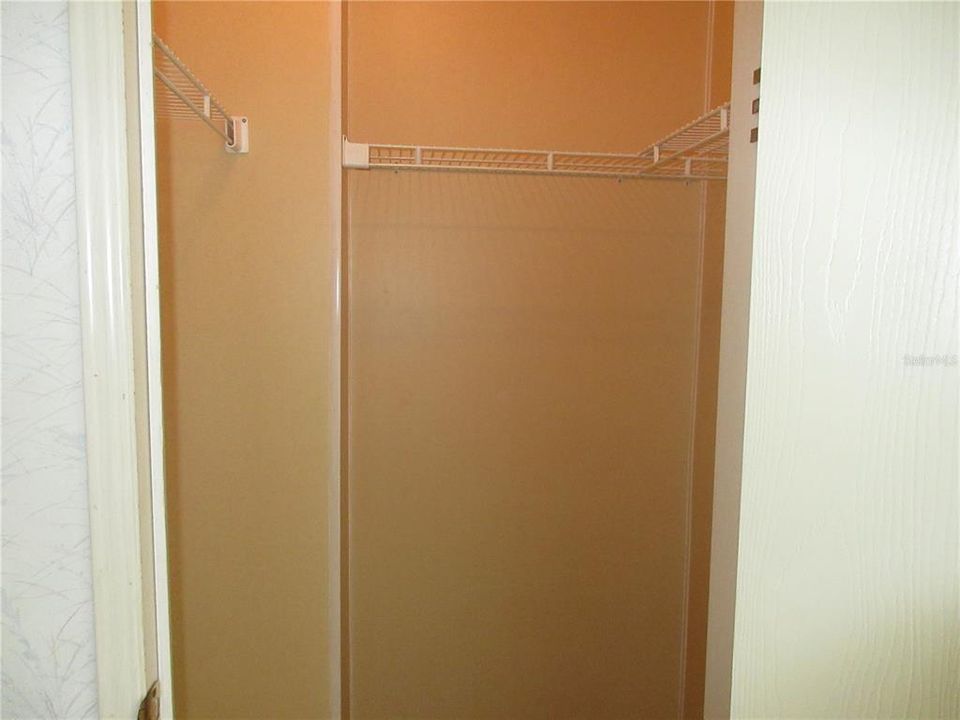 For Sale: $120,000 (3 beds, 2 baths, 1083 Square Feet)