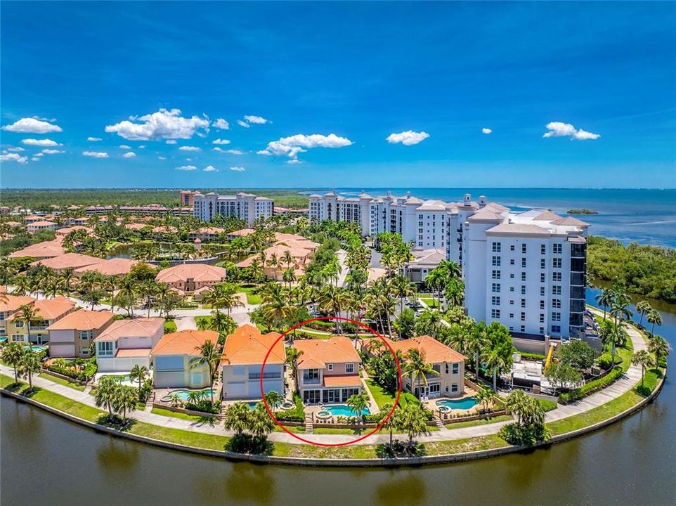 For Sale: $935,000 (4 beds, 4 baths, 2823 Square Feet)