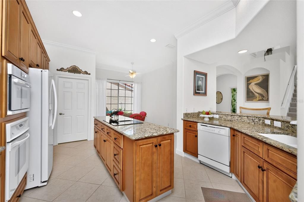 For Sale: $935,000 (4 beds, 4 baths, 2823 Square Feet)