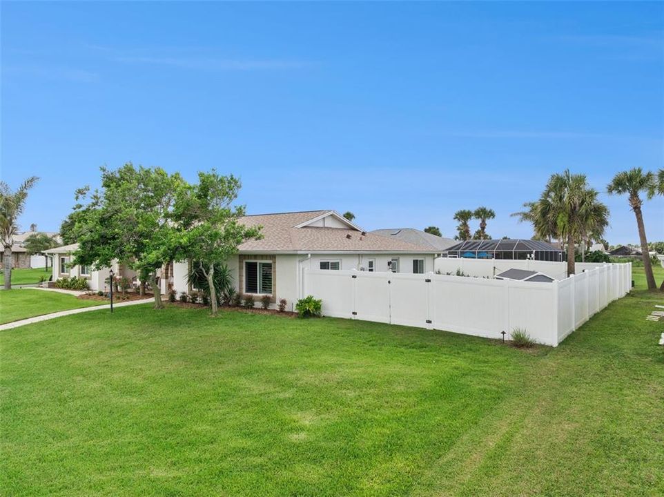 En Venta: $791,400 (3 camas, 2 baños, 2683 Pies cuadrados)