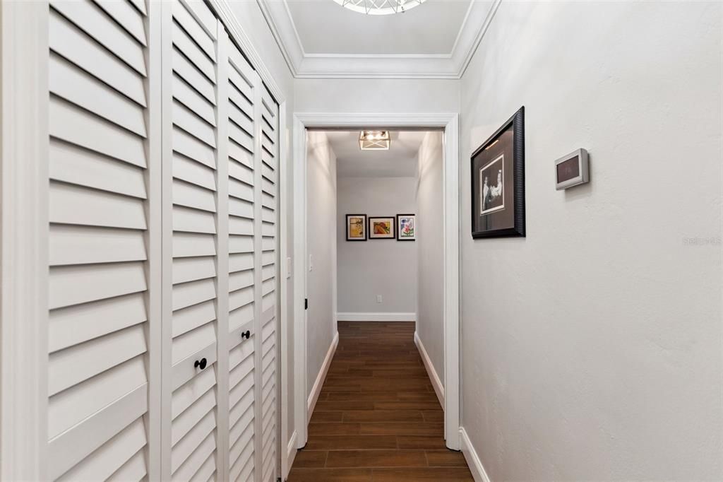 En Venta: $791,400 (3 camas, 2 baños, 2683 Pies cuadrados)