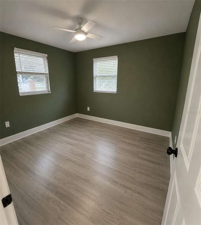 For Sale: $195,000 (2 beds, 1 baths, 816 Square Feet)