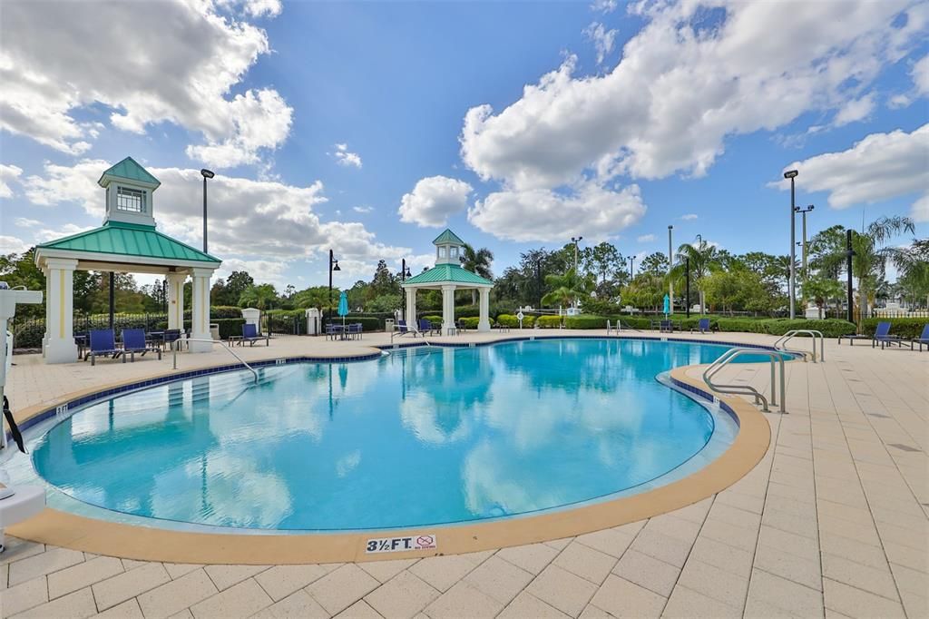 En Venta: $646,523 (5 camas, 3 baños, 2976 Pies cuadrados)
