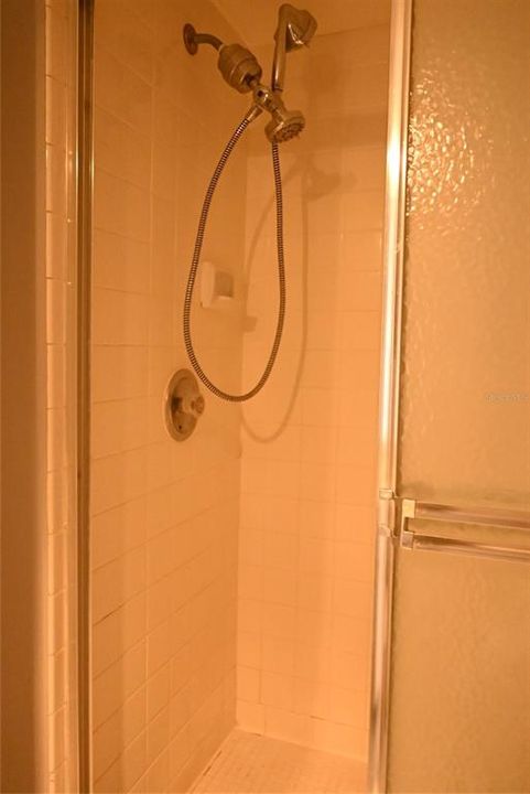 For Rent: $1,800 (2 beds, 2 baths, 1165 Square Feet)
