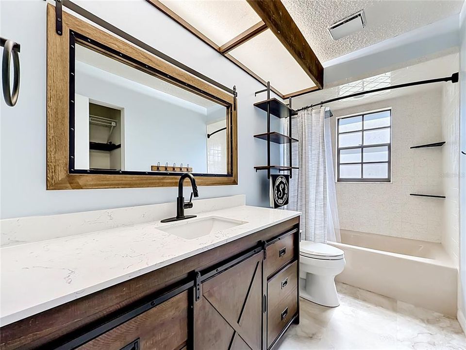 For Sale: $429,000 (3 beds, 2 baths, 2178 Square Feet)