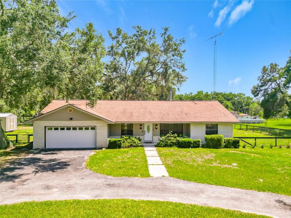 For Sale: $429,000 (3 beds, 2 baths, 2178 Square Feet)