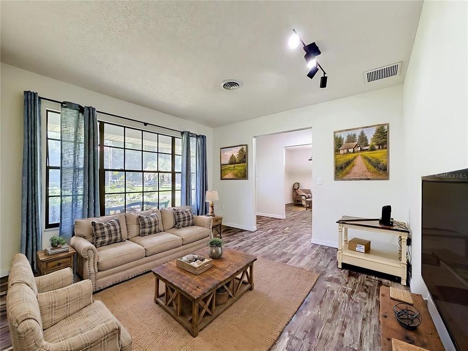 For Sale: $429,000 (3 beds, 2 baths, 2178 Square Feet)