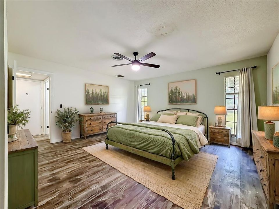 For Sale: $429,000 (3 beds, 2 baths, 2178 Square Feet)