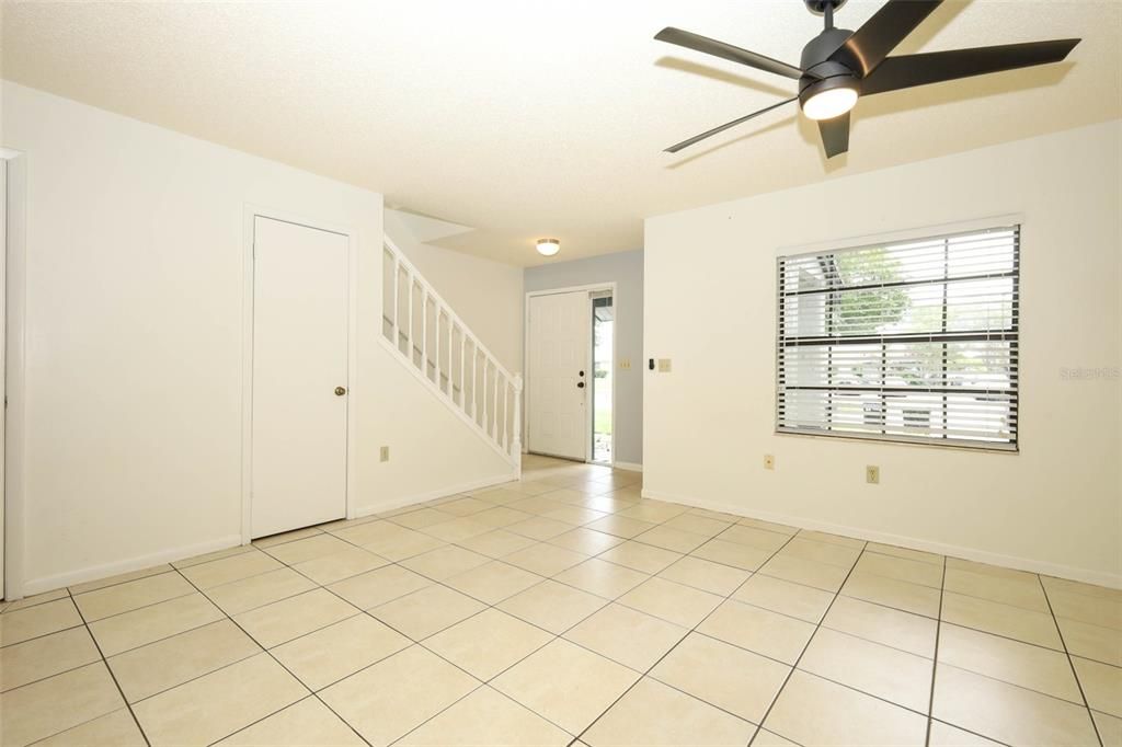En Venta: $225,000 (2 camas, 2 baños, 1163 Pies cuadrados)