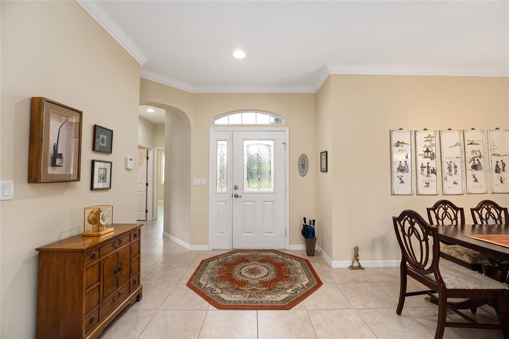 For Sale: $339,900 (3 beds, 2 baths, 2010 Square Feet)