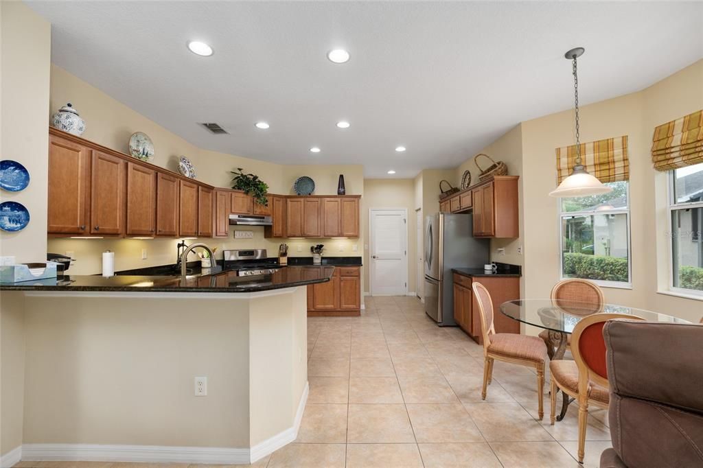 For Sale: $339,900 (3 beds, 2 baths, 2010 Square Feet)