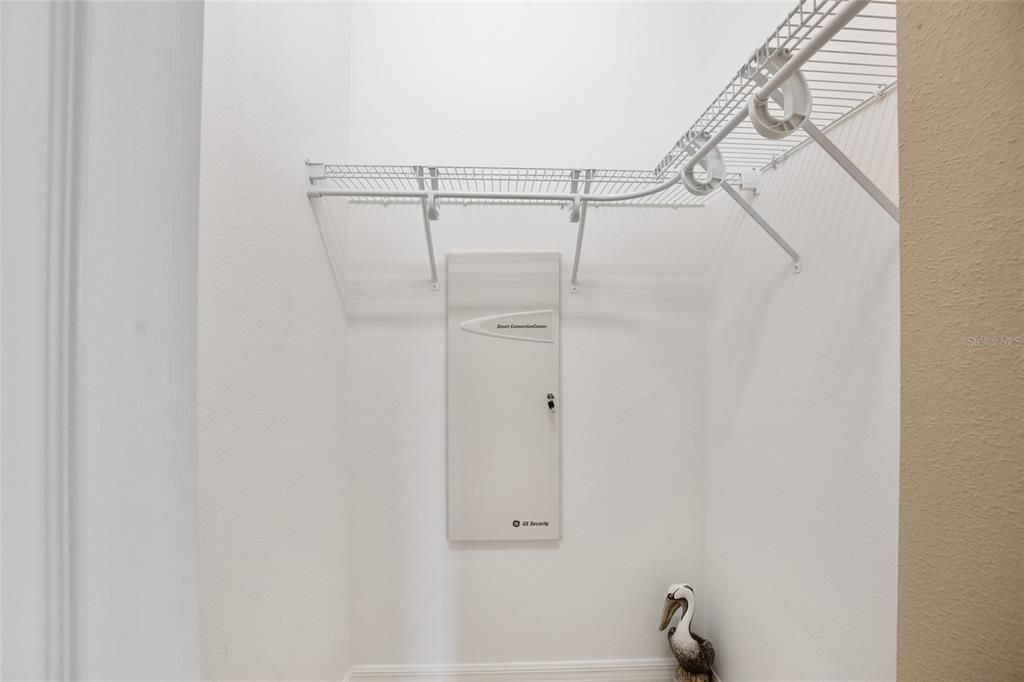 For Sale: $339,900 (3 beds, 2 baths, 2010 Square Feet)