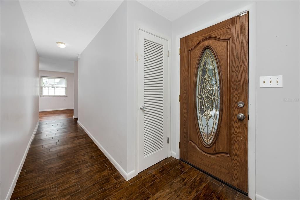 For Rent: $3,500 (3 beds, 2 baths, 1638 Square Feet)