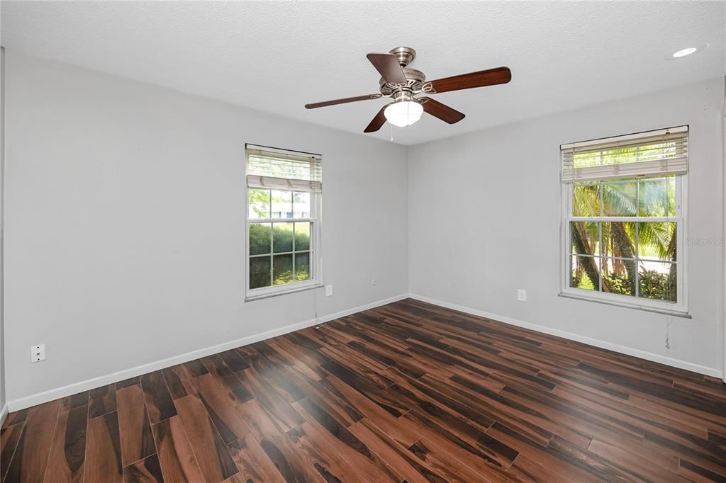 For Rent: $3,500 (3 beds, 2 baths, 1638 Square Feet)