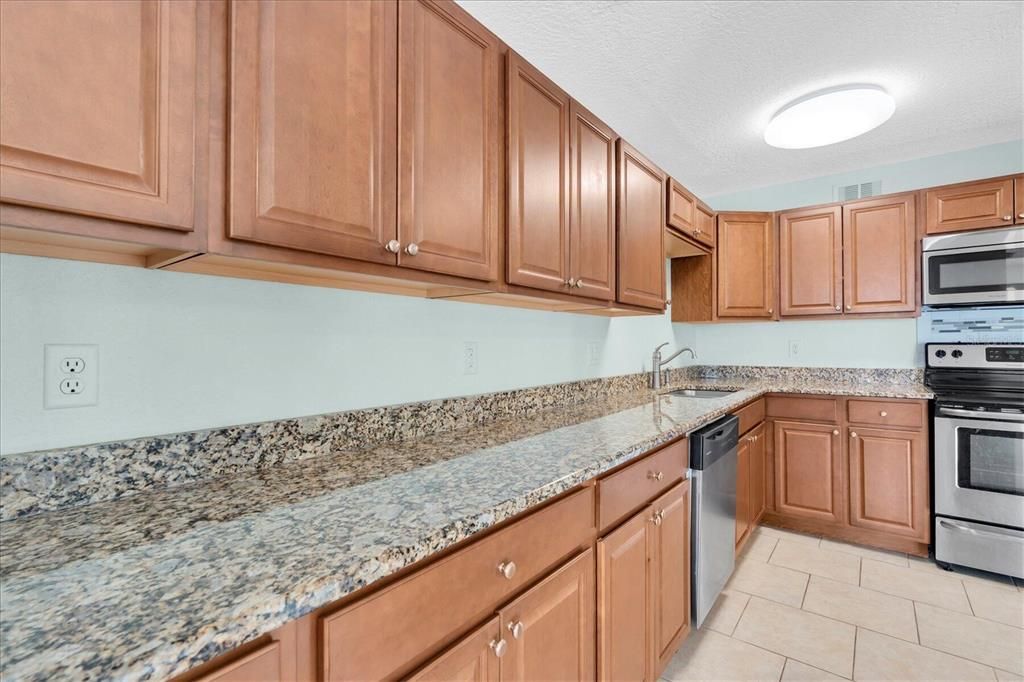 En Venta: $285,000 (1 camas, 1 baños, 694 Pies cuadrados)