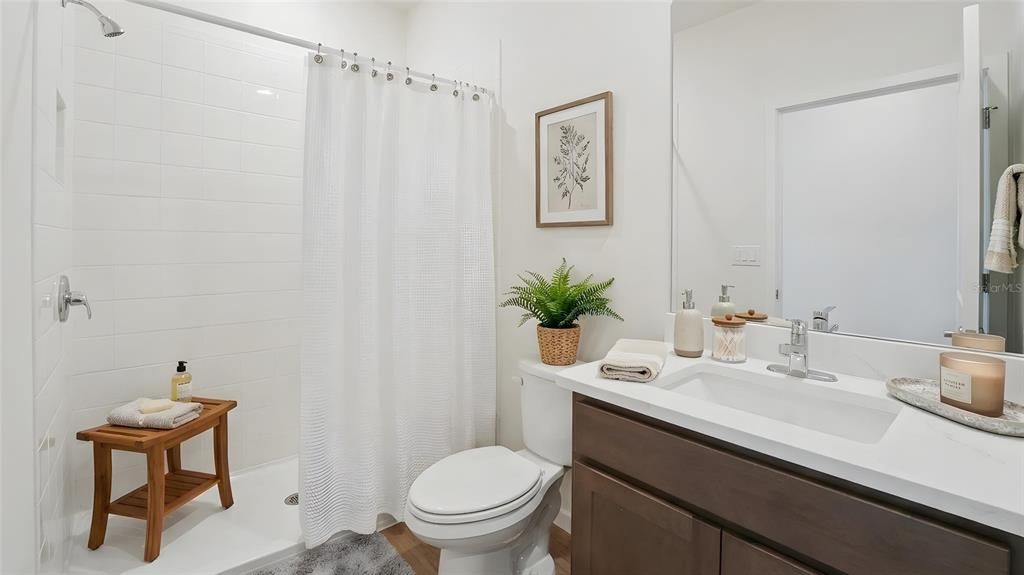 En Venta: $481,990 (4 camas, 3 baños, 3209 Pies cuadrados)