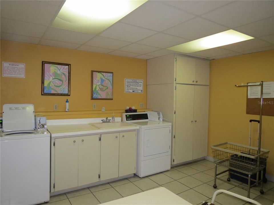 For Rent: $2,750 (1 beds, 1 baths, 647 Square Feet)