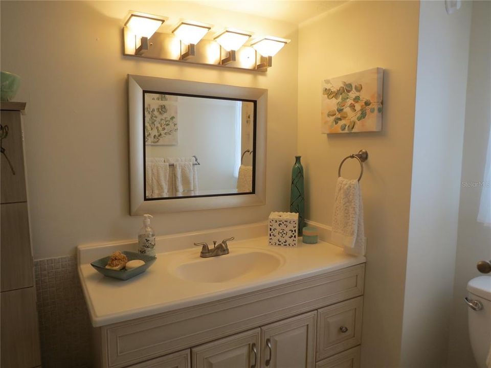 For Rent: $2,750 (1 beds, 1 baths, 647 Square Feet)