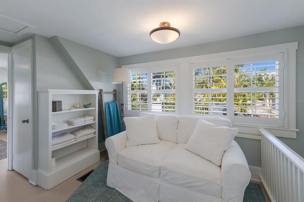 For Sale: $4,100,000 (4 beds, 3 baths, 4857 Square Feet)