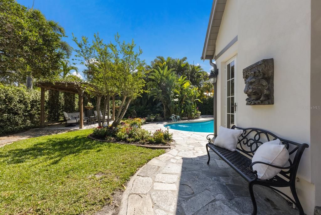 For Sale: $4,100,000 (4 beds, 3 baths, 4857 Square Feet)