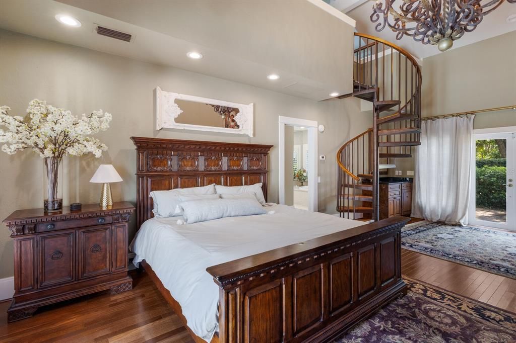 For Sale: $4,100,000 (4 beds, 3 baths, 4857 Square Feet)
