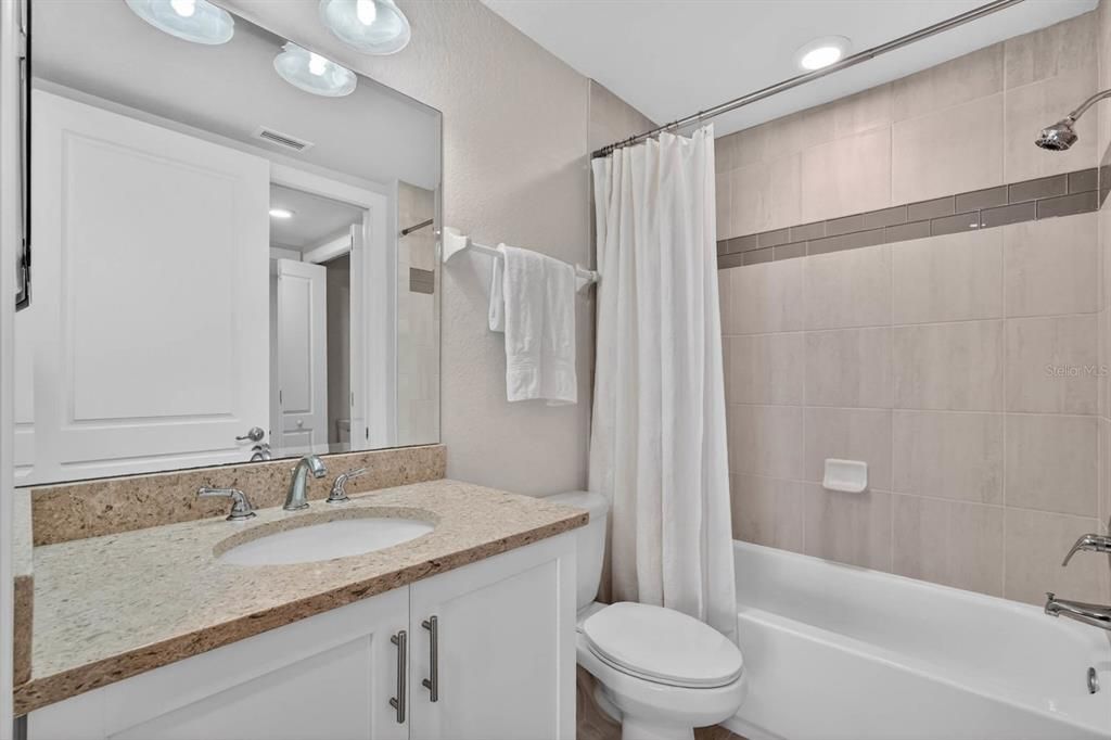 En Venta: $629,000 (3 camas, 2 baños, 1603 Pies cuadrados)