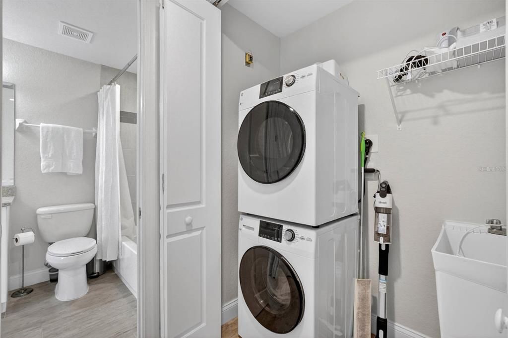 En Venta: $629,000 (3 camas, 2 baños, 1603 Pies cuadrados)