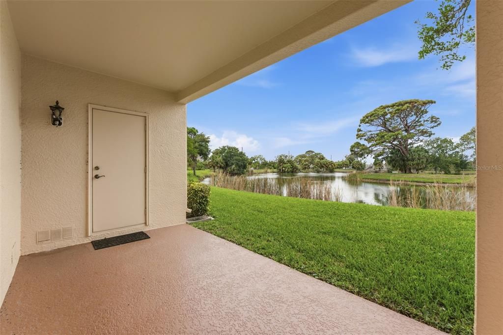 En Venta: $529,900 (3 camas, 3 baños, 2599 Pies cuadrados)