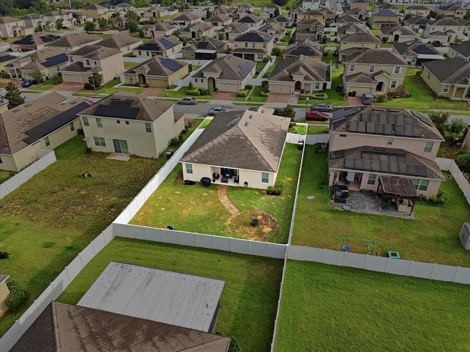 На продажу: $319,999 (4 спален, 2 ванн, 1823 Квадратных фут)