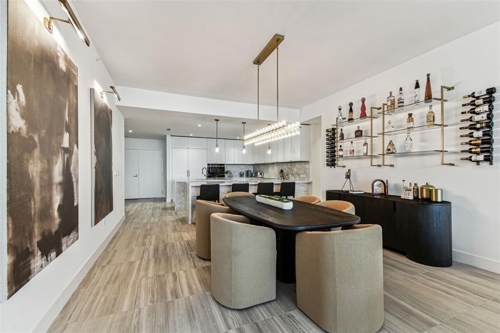 En Venta: $2,700,000 (3 camas, 2 baños, 2404 Pies cuadrados)