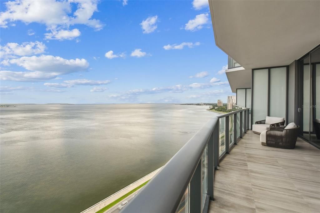 En Venta: $2,700,000 (3 camas, 2 baños, 2404 Pies cuadrados)