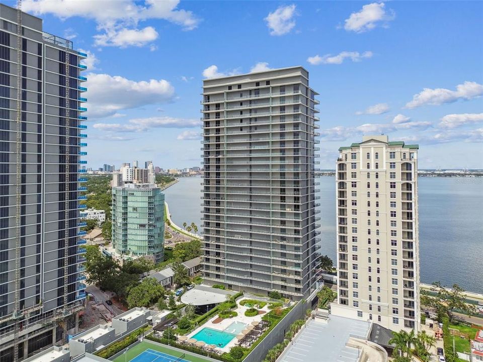 En Venta: $2,700,000 (3 camas, 2 baños, 2404 Pies cuadrados)