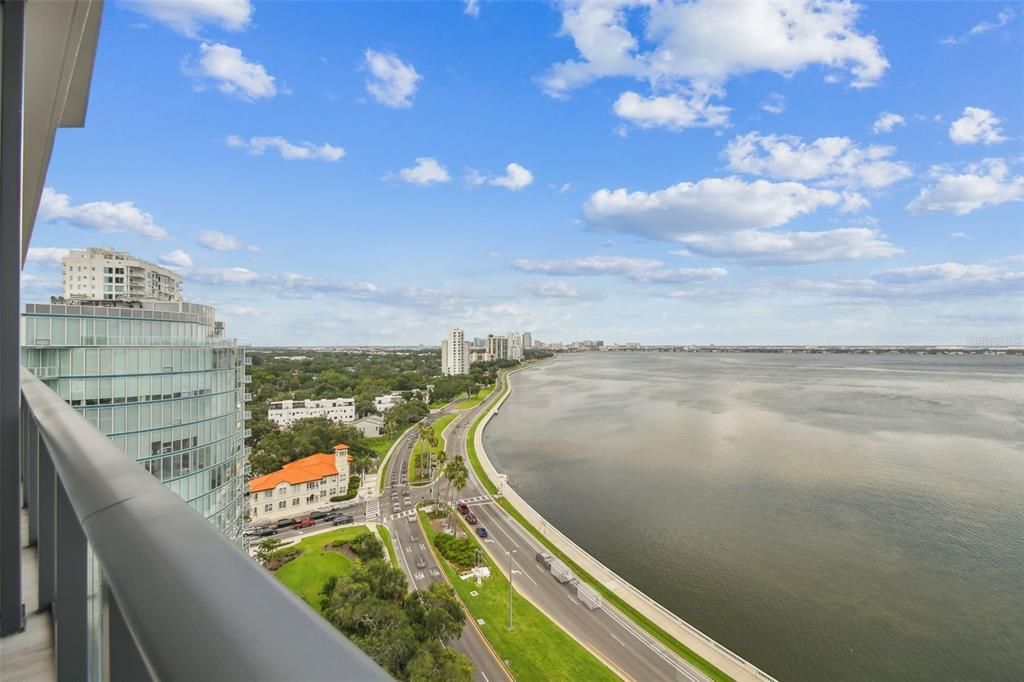 En Venta: $2,700,000 (3 camas, 2 baños, 2404 Pies cuadrados)